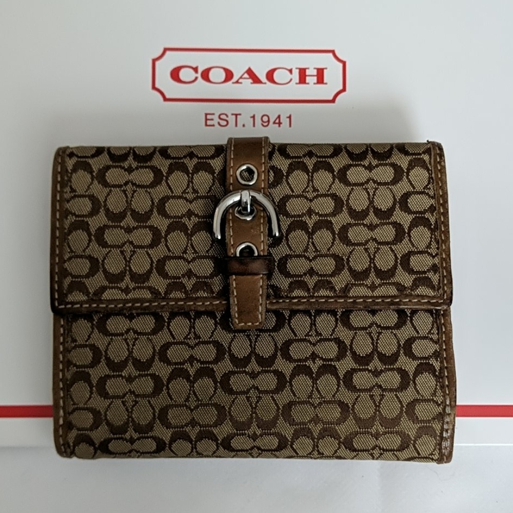 Coach wallet